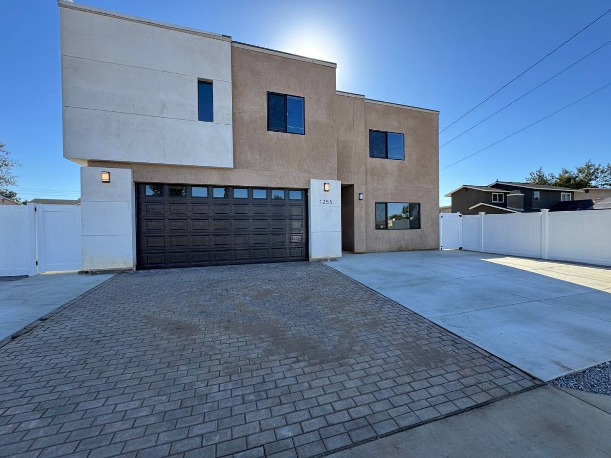 Townhouse for rent at 1255 Marline Ave, El Cajon, CA 92021