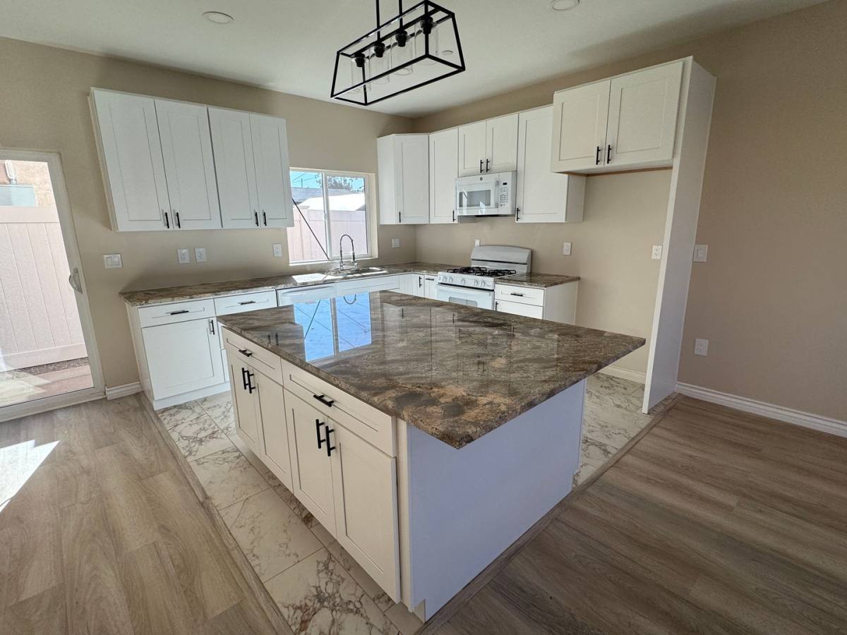 Townhouse for rent at 1255 Marline Ave, El Cajon, CA 92021