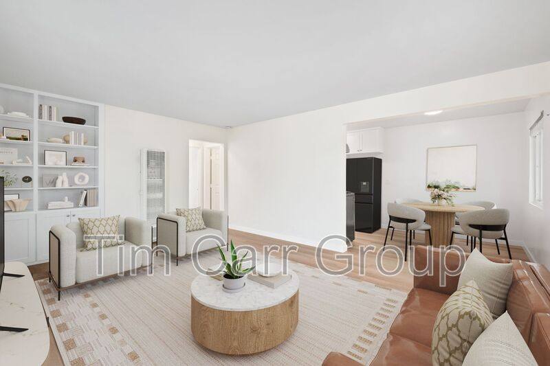 Apartment for rent at 121 E Bay St #D, Costa Mesa, CA 92627