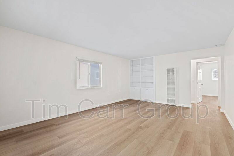 Apartment for rent at 121 E Bay St #D, Costa Mesa, CA 92627