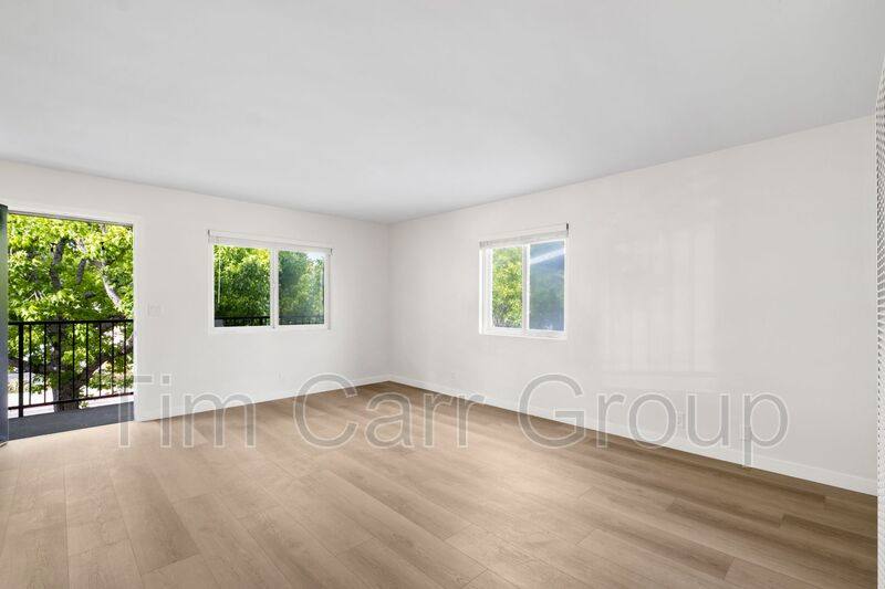 Apartment for rent at 121 E Bay St #D, Costa Mesa, CA 92627