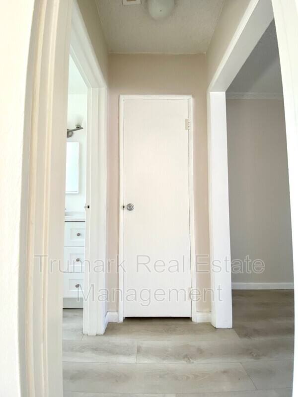 Apartment for rent at 585 E Washington Blvd #35, Pasadena, CA 91104