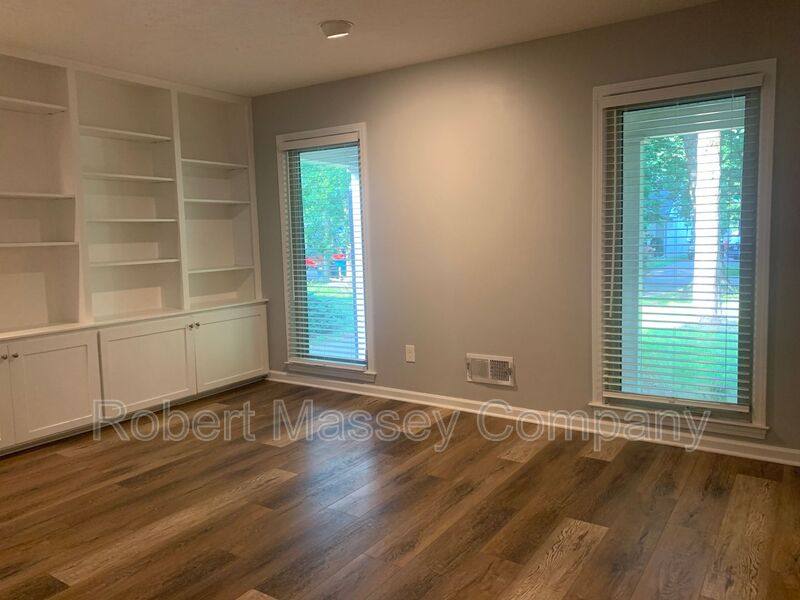 House for rent at 819 Fountain Ave, Louisville, KY 40222