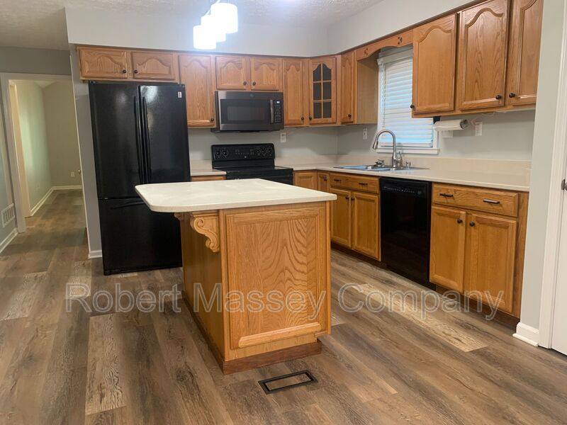 House for rent at 819 Fountain Ave, Louisville, KY 40222