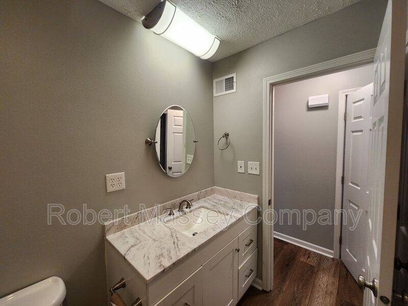 House for rent at 819 Fountain Ave, Louisville, KY 40222
