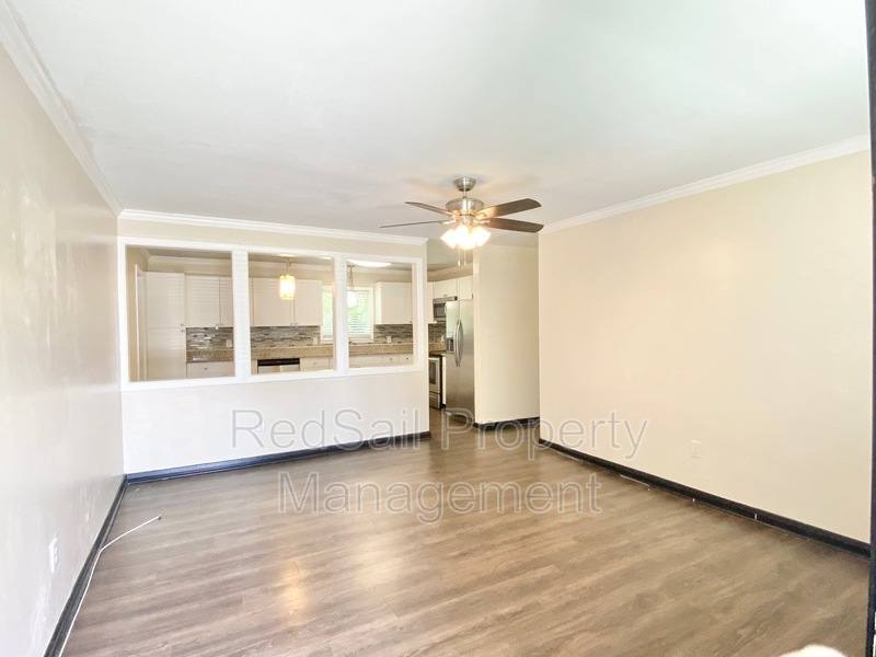 House for rent at 37 Pennwood Dr, Hampton, VA 23666