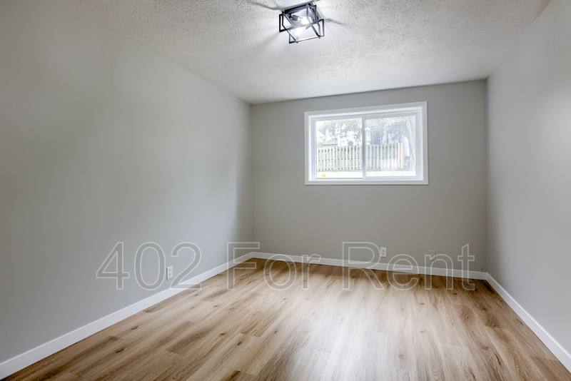 Apartment for rent at 4713 Davenport St #1, Omaha, NE 68132