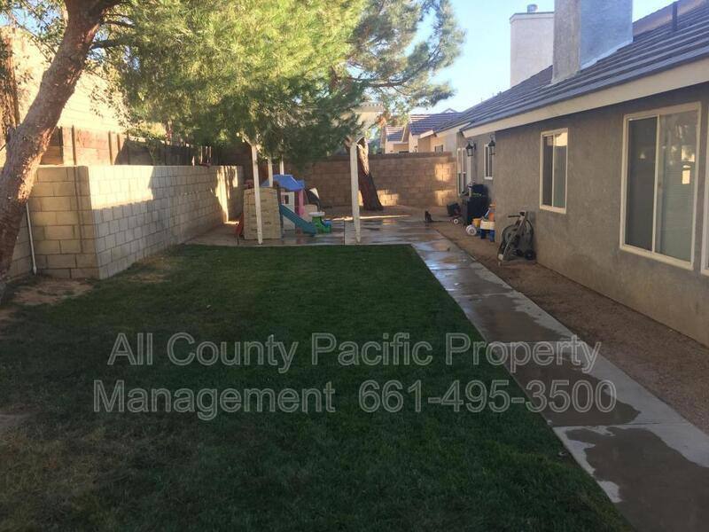 House for rent at 42330 Portland Lane, Lancaster, CA 93536