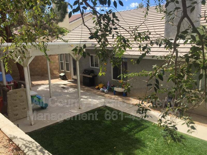 House for rent at 42330 Portland Lane, Lancaster, CA 93536