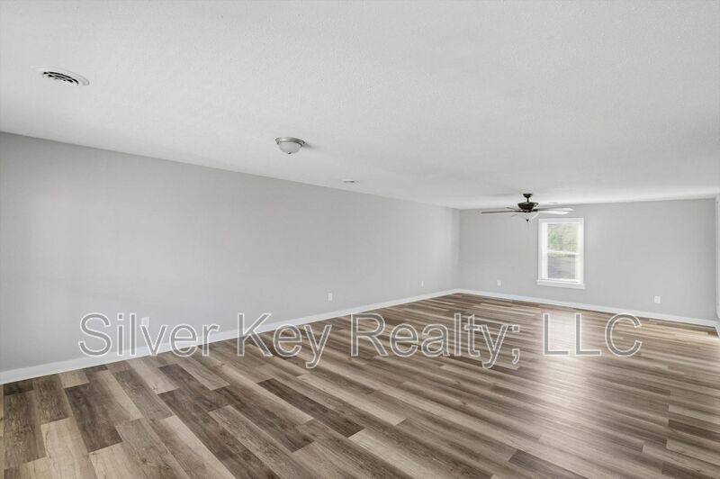 House for rent at 129 County Rd #71, Riceville, TN 37370