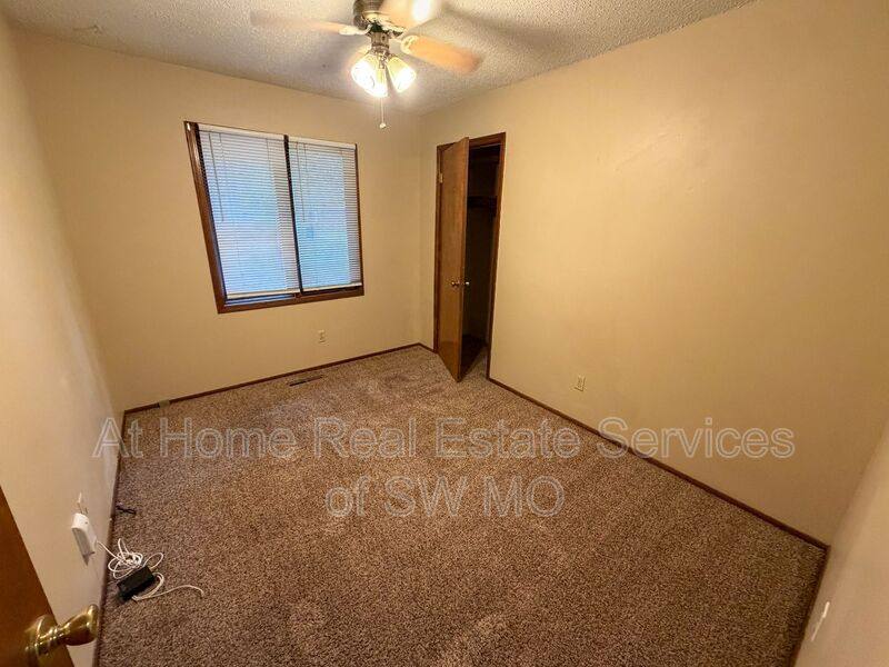 House for rent at 1444 S Gelven, Springfield, MO 65804