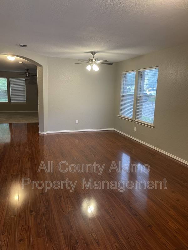 House for rent at 11123 Verbena Path, Helotes, TX 78023