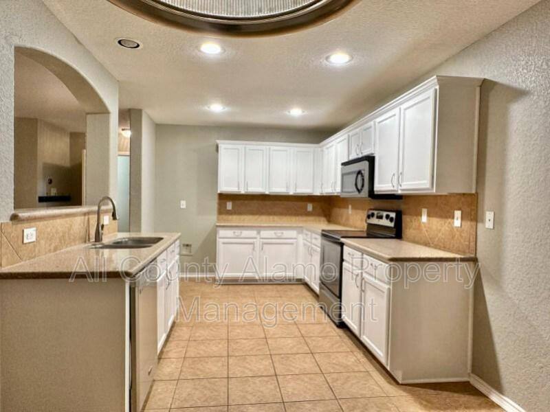 House for rent at 11123 Verbena Path, Helotes, TX 78023