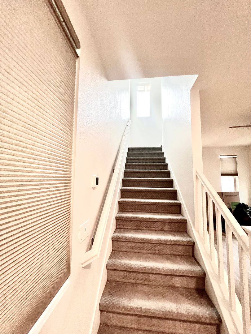 Townhouse for rent at 333 Crate Ave, Sacramento, CA 95818