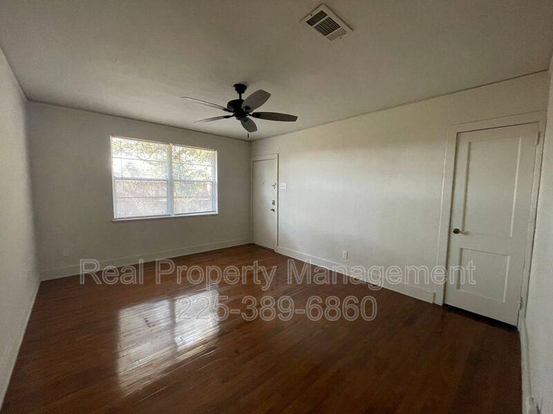 Apartment for rent at 725 Carol Marie Dr #4, Baton Rouge, LA 70806