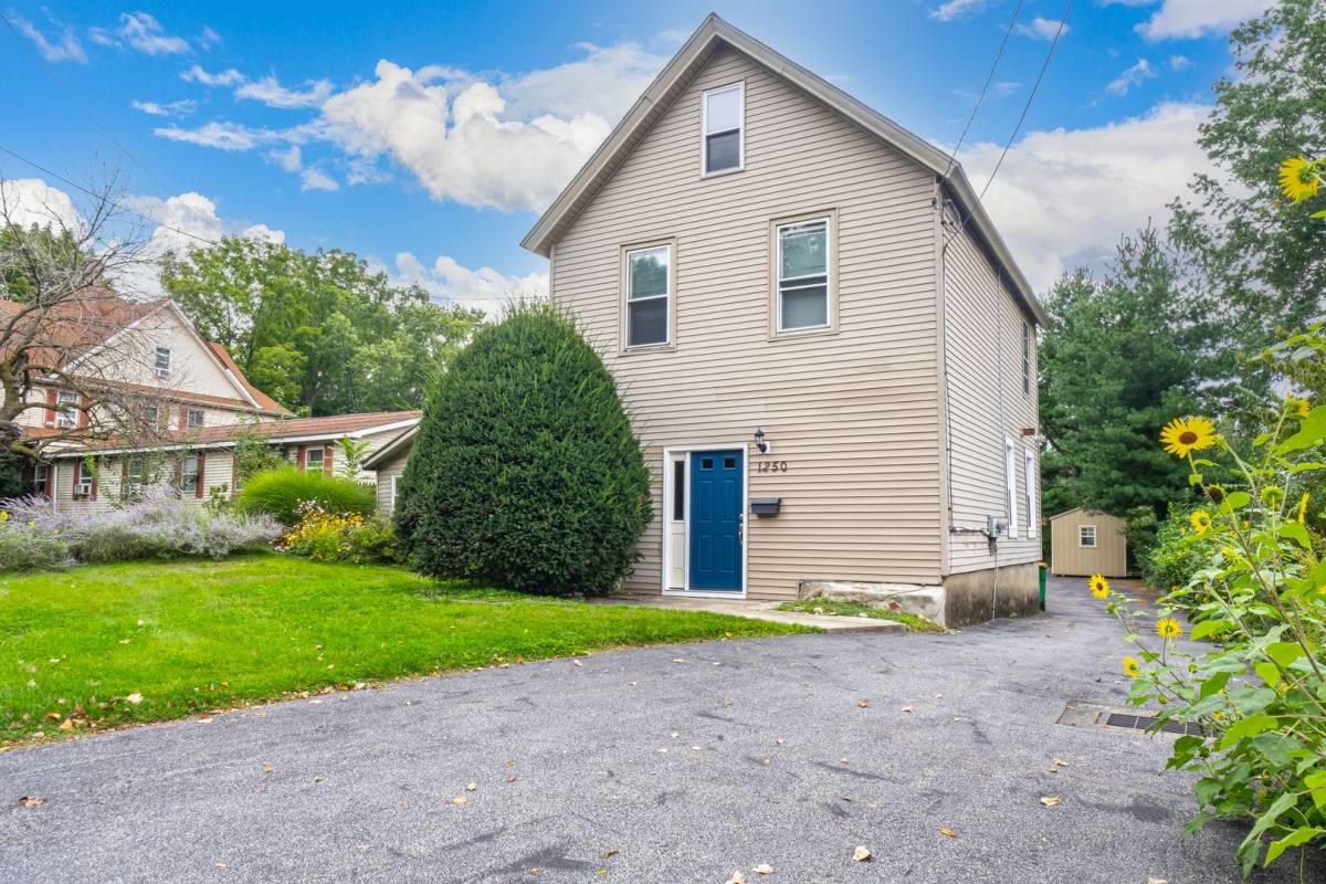 House for rent at 1250 N Ave, Beacon, NY 12508
