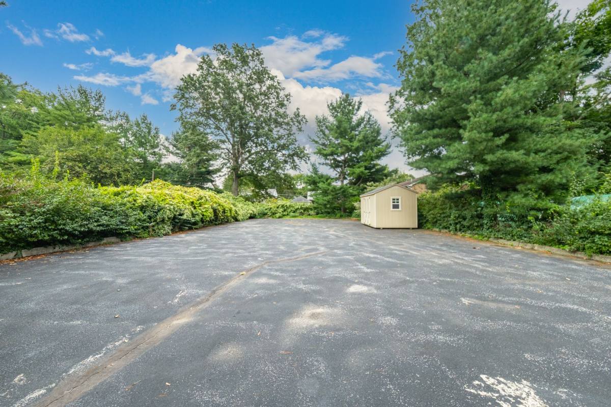 House for rent at 1250 N Ave, Beacon, NY 12508