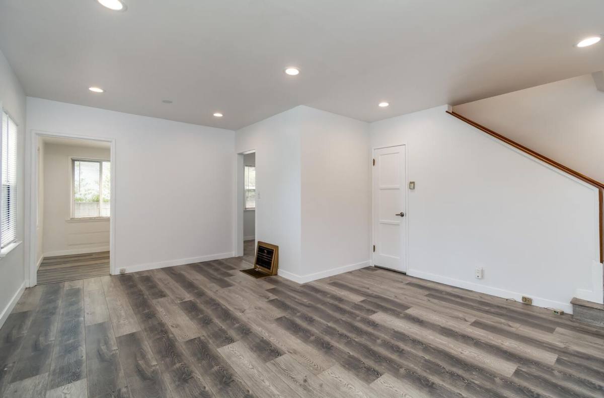 Apartment for rent at 3683 Empire Dr, Los Angeles, CA 90034