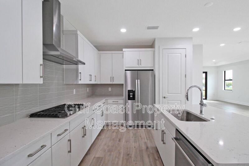 House for rent at 18588 Dayspring Place, Venice, FL 34293
