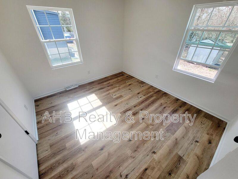 House for rent at 709 Maryland Ave, Burlington, NC 27217