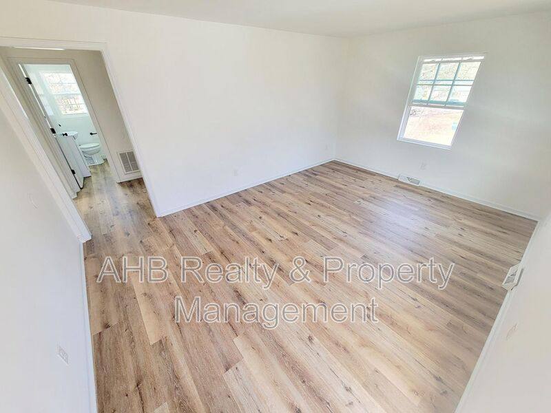 House for rent at 709 Maryland Ave, Burlington, NC 27217