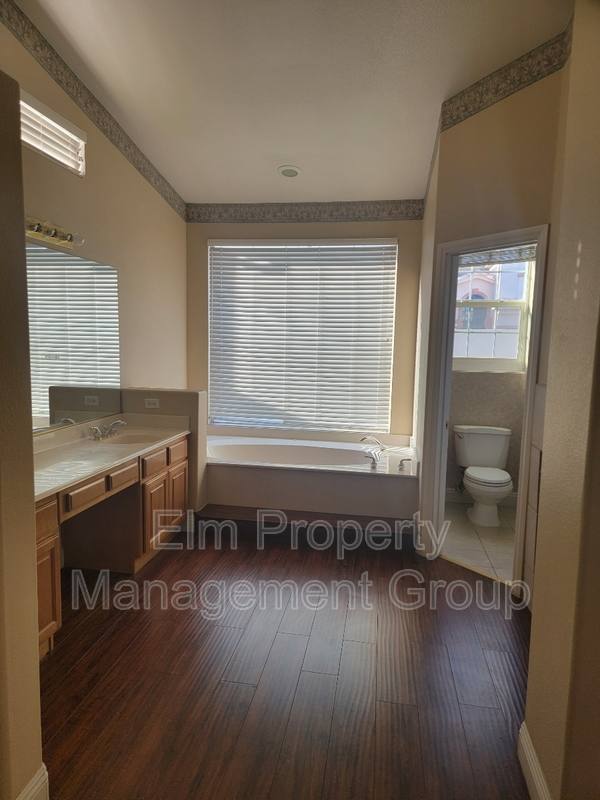 House for rent at 1025 Trophy Club Dr, Las Vegas, NV 89123