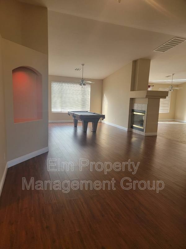 House for rent at 1025 Trophy Club Dr, Las Vegas, NV 89123