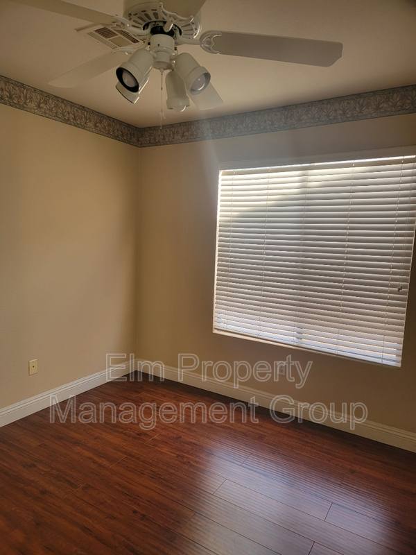 House for rent at 1025 Trophy Club Dr, Las Vegas, NV 89123
