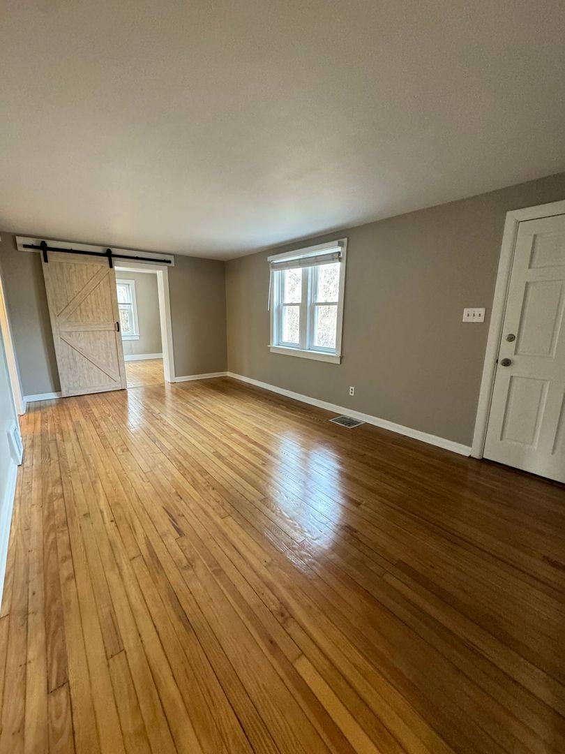 House for rent at 5454 Camp Meeting Rd, Center Valley, PA 18034