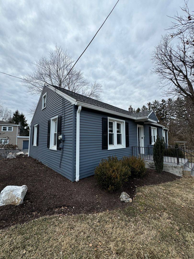House for rent at 5454 Camp Meeting Rd, Center Valley, PA 18034
