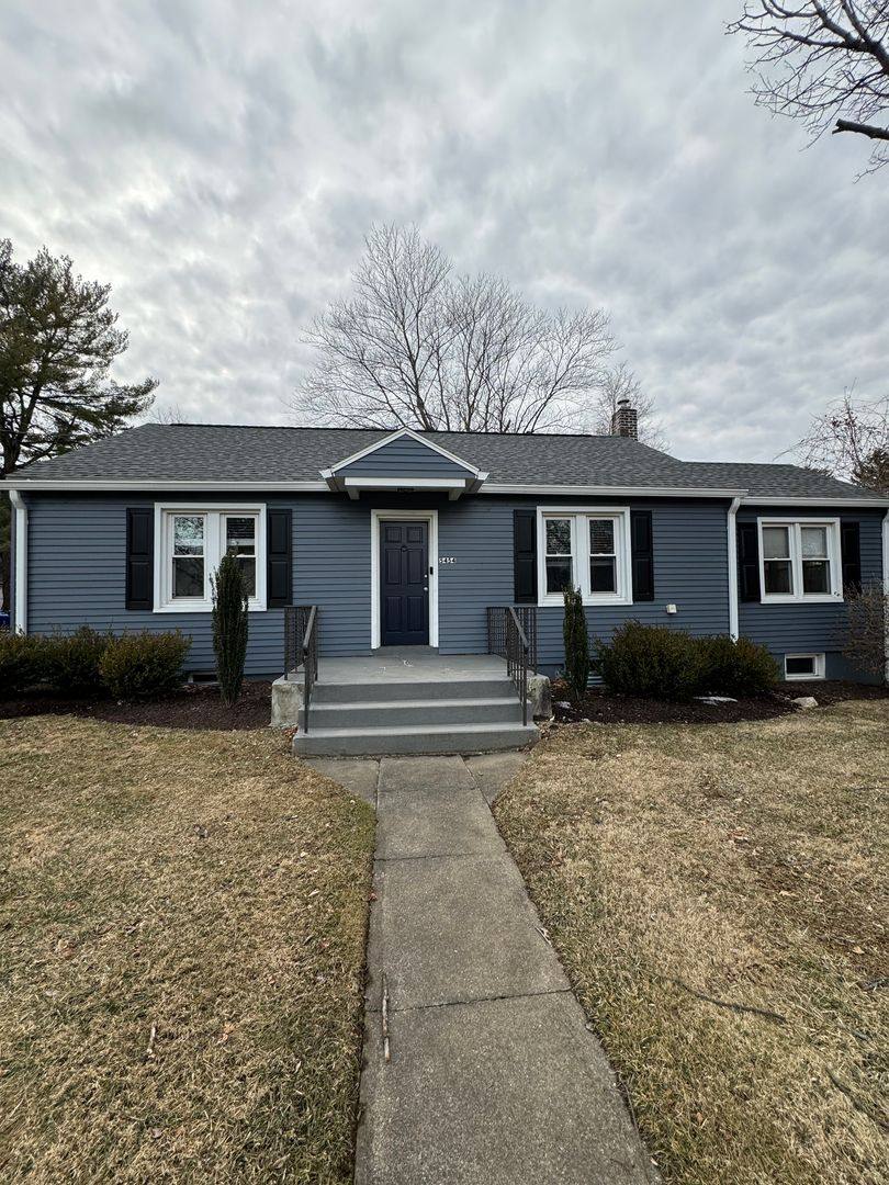 House for rent at 5454 Camp Meeting Rd, Center Valley, PA 18034