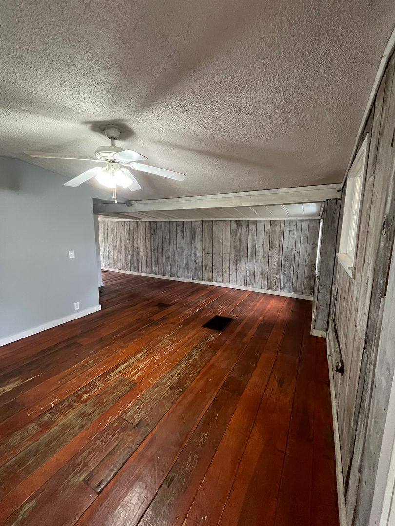 Apartment for rent at 4069 Bullitt Rd, Greencastle, PA 17225