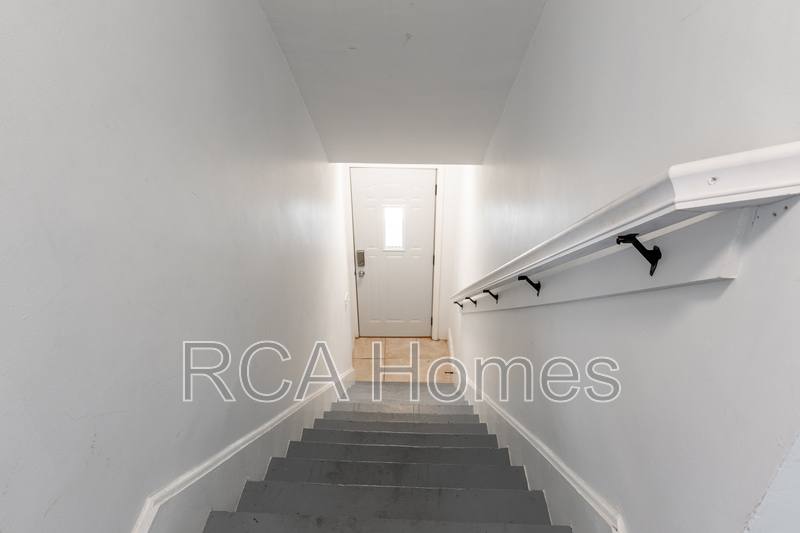 House for rent at 3005 Ruckle St, Indianapolis, IN 46205