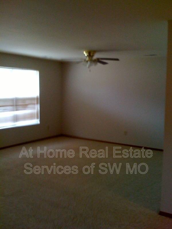 Apartment for rent at 1123 S Clifton, Springfield, MO 65802