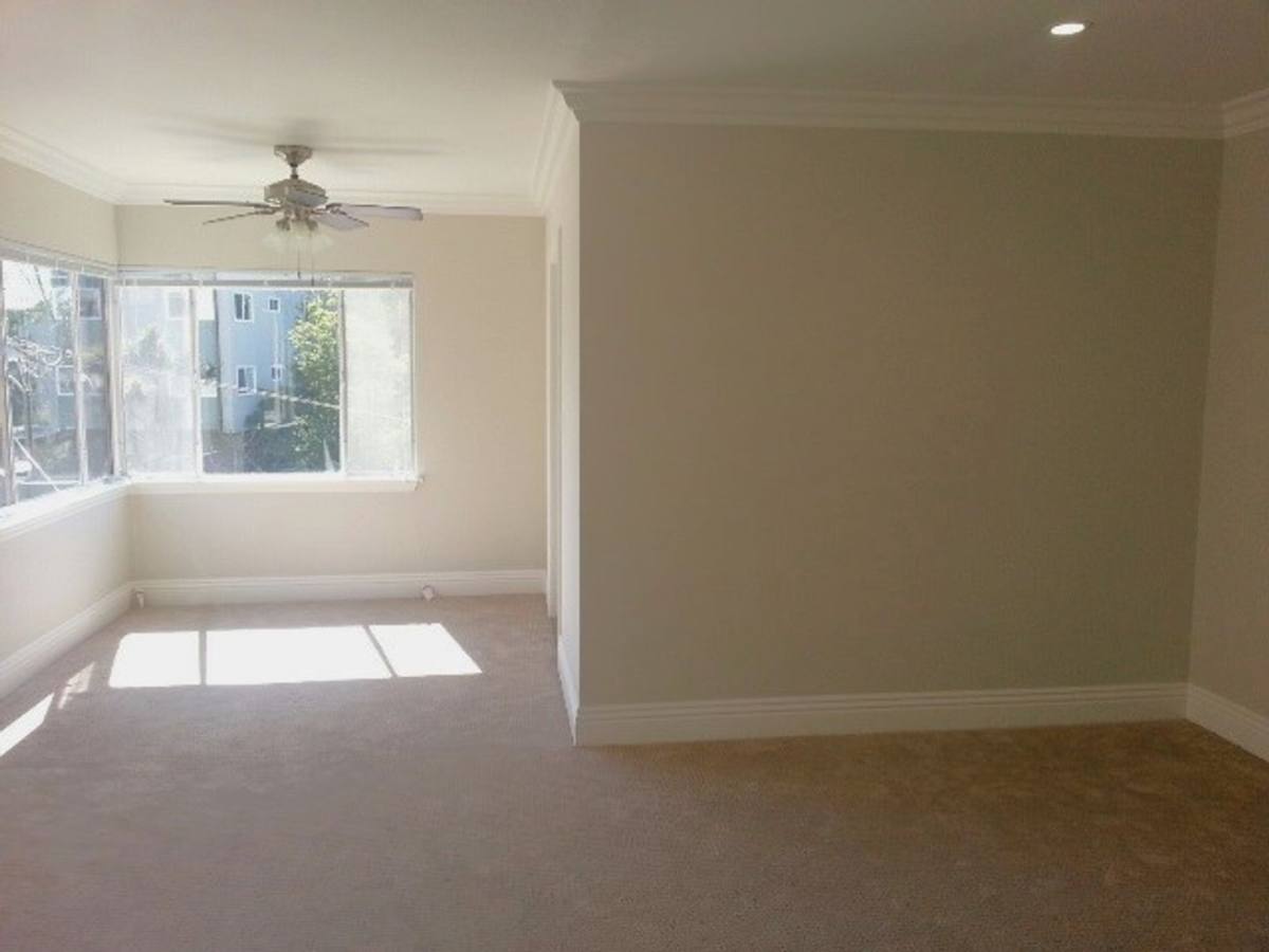 Apartment for rent at 433 Adams St, Oakland, CA 94610