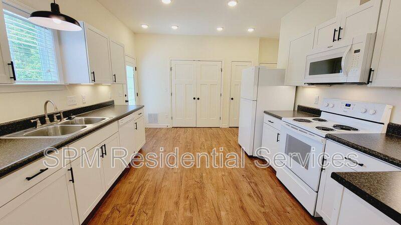 Apartment for rent at 5012 Barefoot Dr, Wilmington, NC 28403