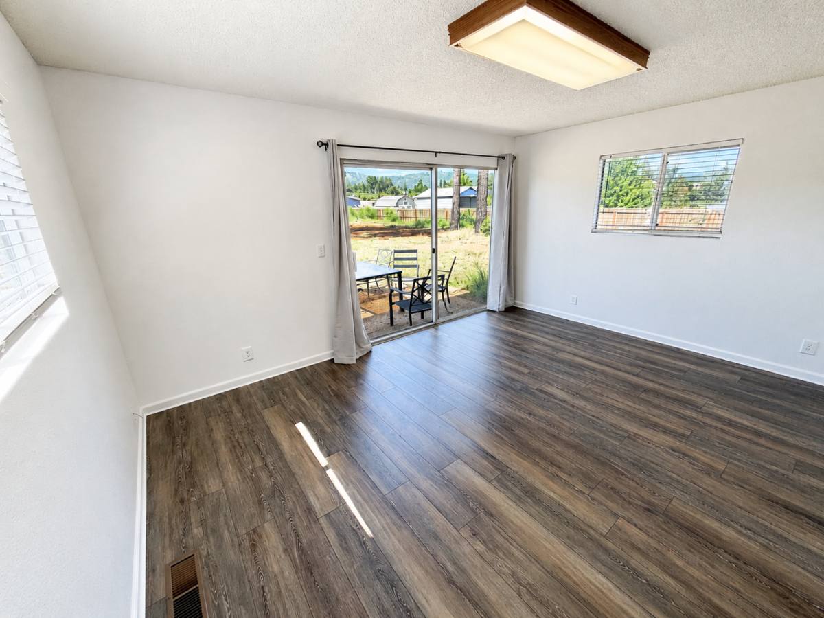 House for rent at 1763 Whitaker Rd, Paradise, CA 95969