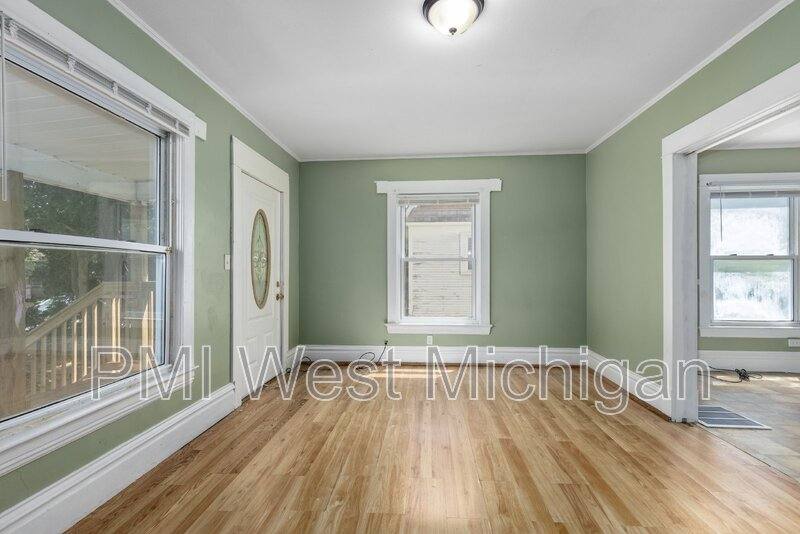 Apartment for rent at 1051 Pine Ave NW, Grand Rapids, MI 49504