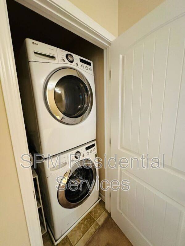 Townhouse for rent at 4519 Exuma Lane, Wilmington, NC 28412
