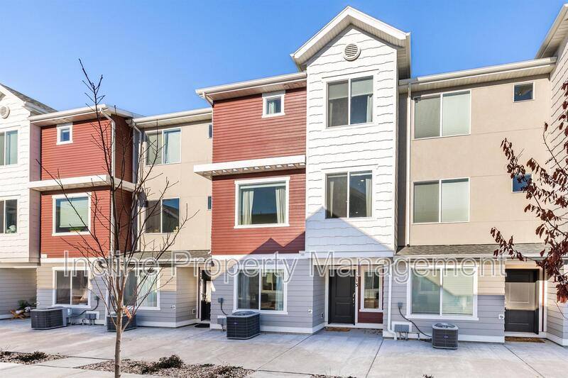 Townhouse for rent at 1113 E Yard Row, Saratoga Springs, UT 84045
