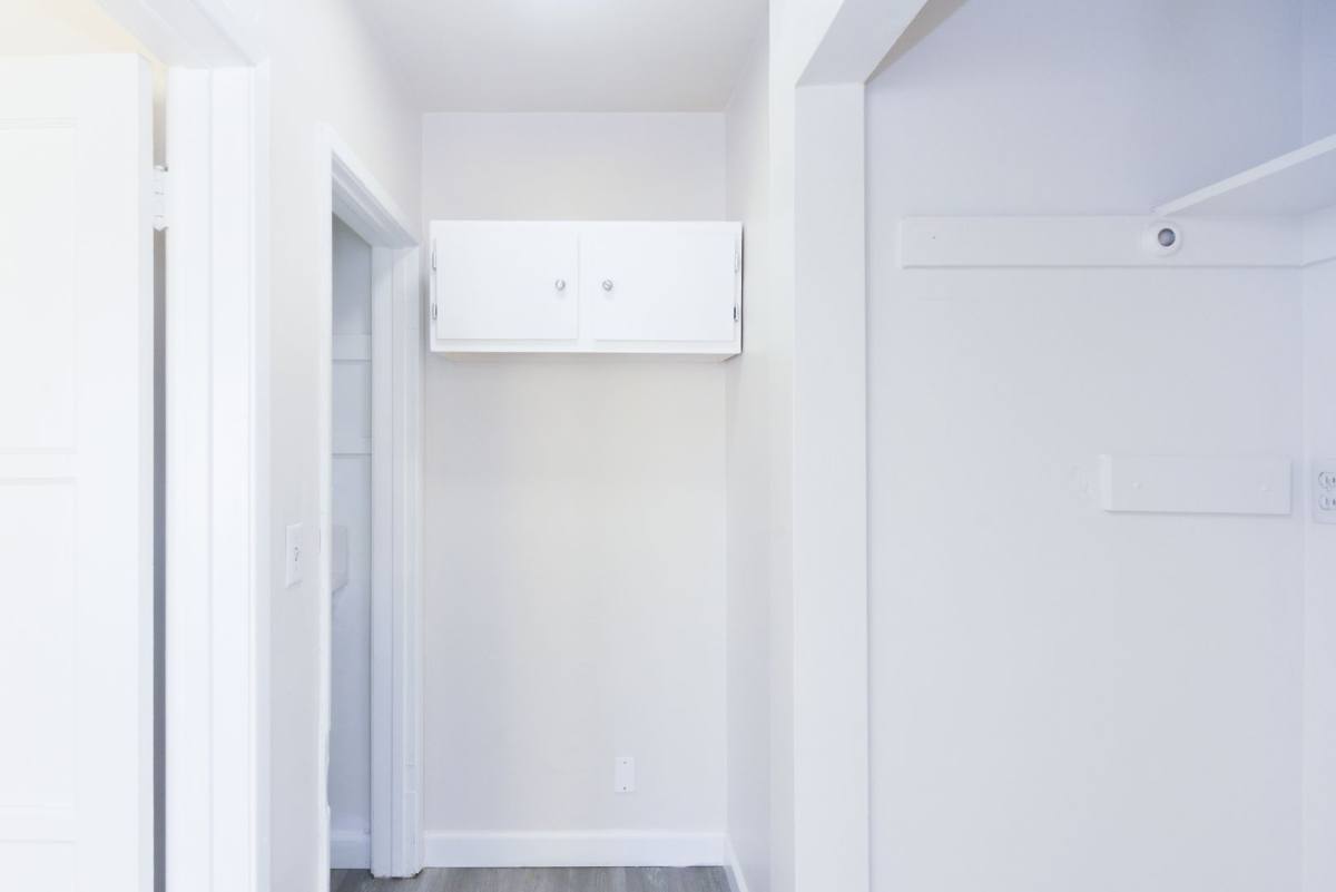 Apartment for rent at 122 S Berendo St, Los Angeles, CA 90004