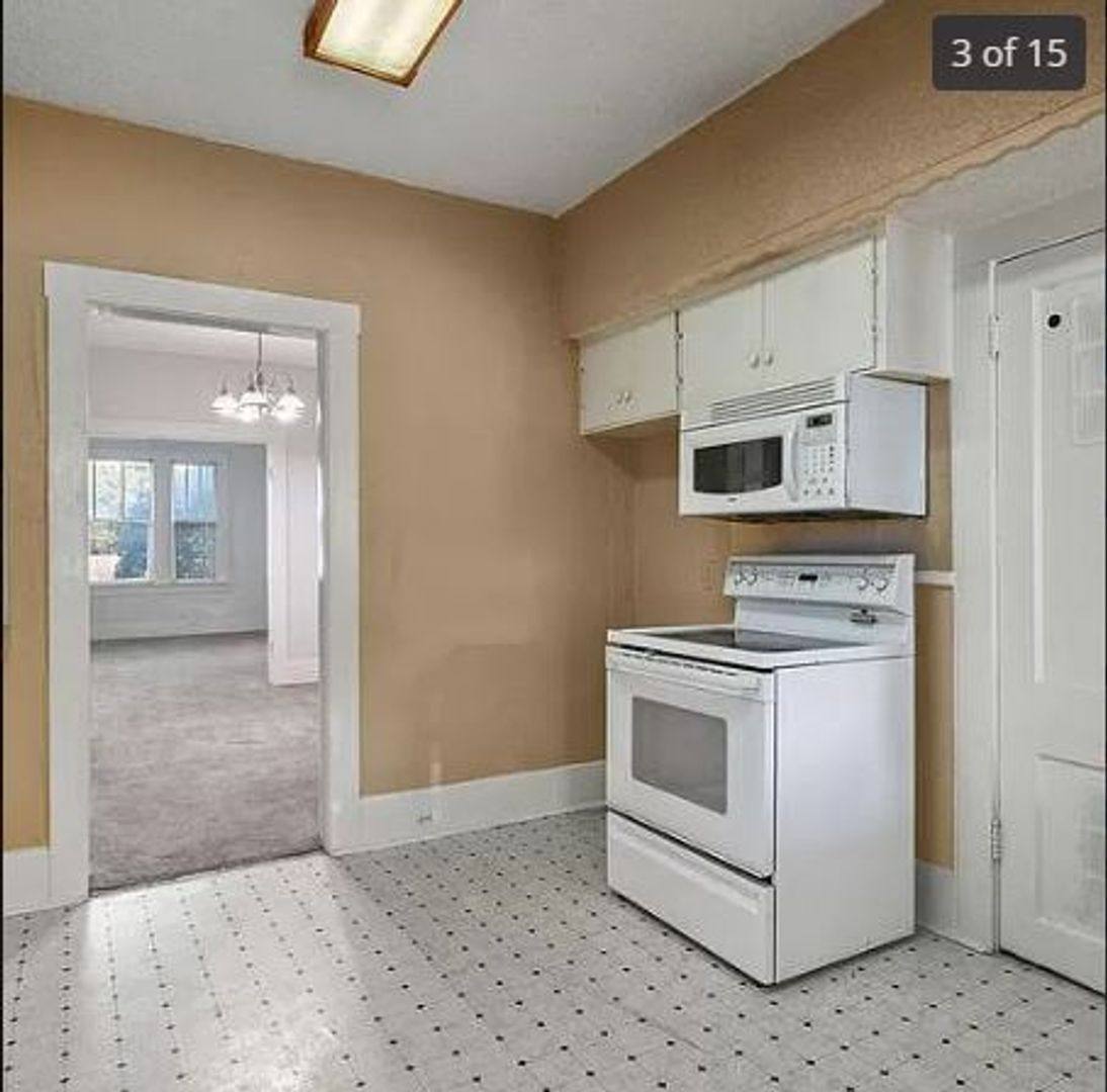 House for rent at 823 N Dallas Ave, Lancaster, TX 75146