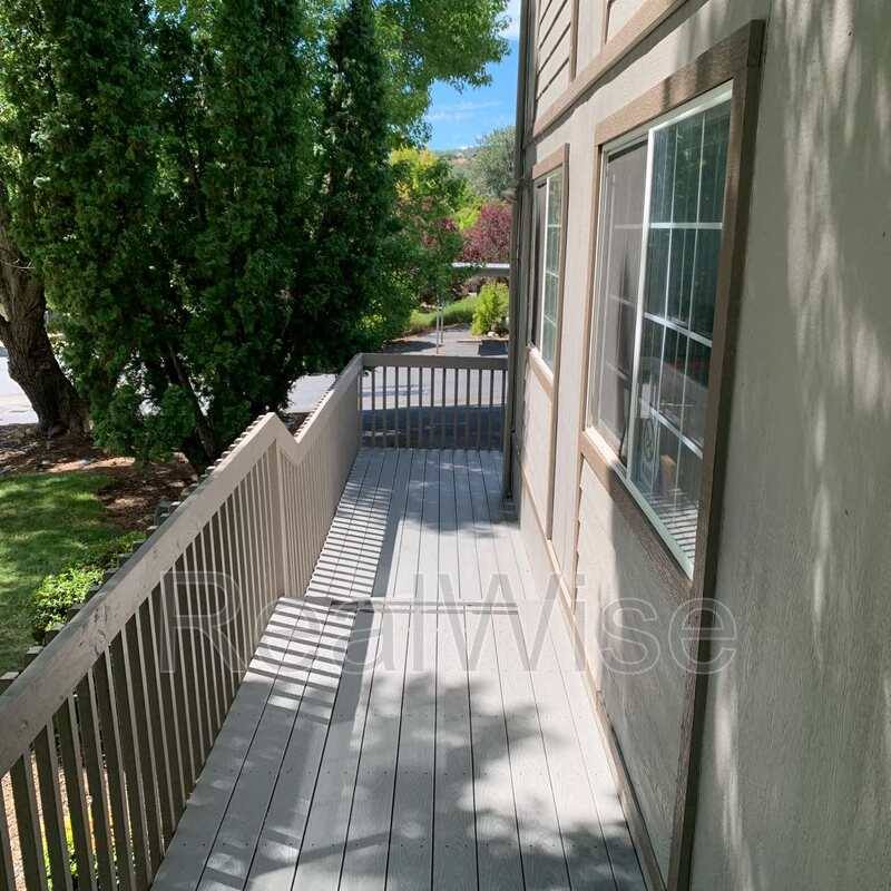Apartment for rent at 2141 NW N Hill Dr #B, Grants Pass, OR 97526