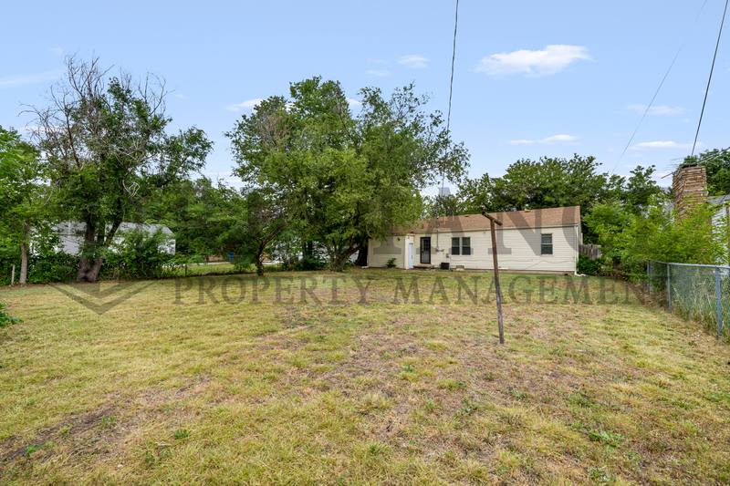 House for rent at 2309 W Graber St, Wichita, KS 67217