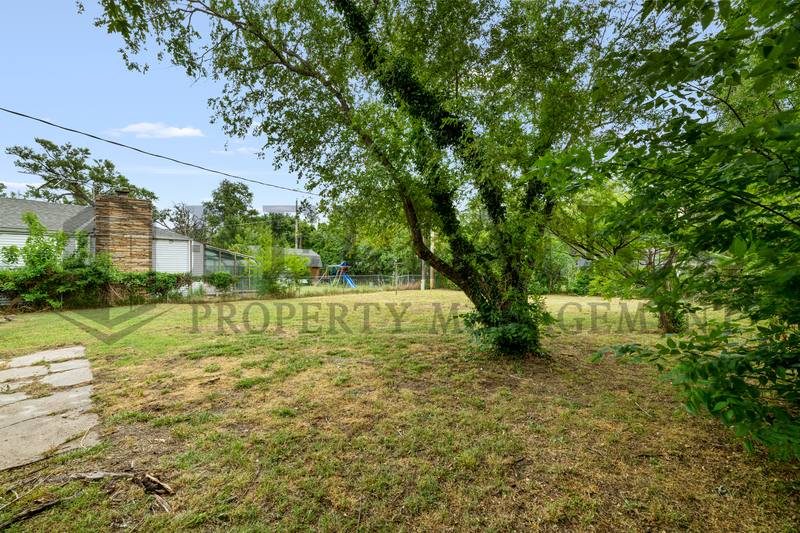 House for rent at 2309 W Graber St, Wichita, KS 67217