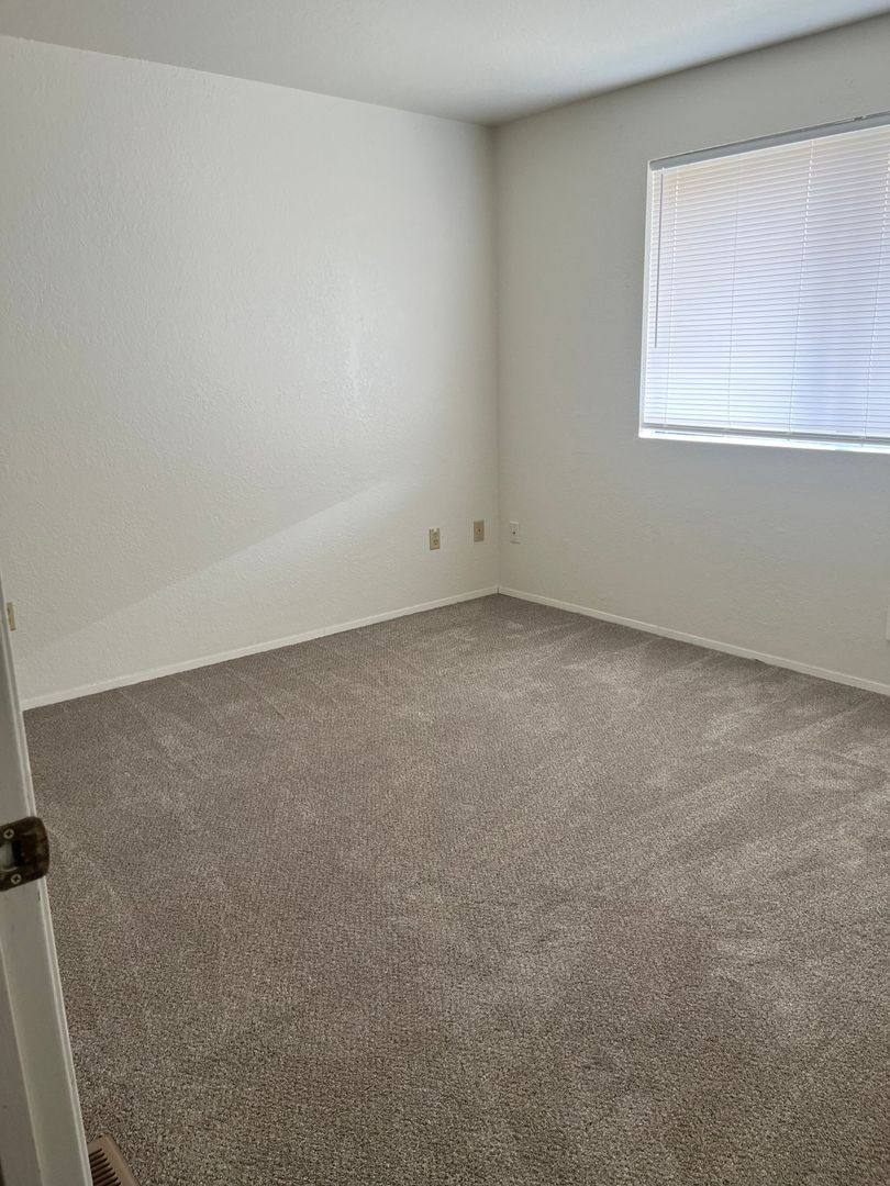 Apartment for rent at 730 E Baldwin, Spokane, WA 99207
