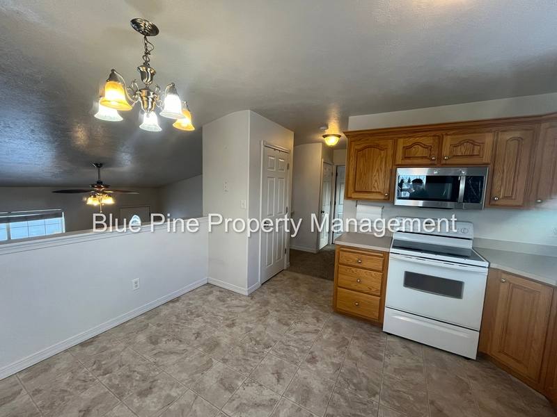 House for rent at 283 Kimberly Dr, Idaho Falls, ID 83401