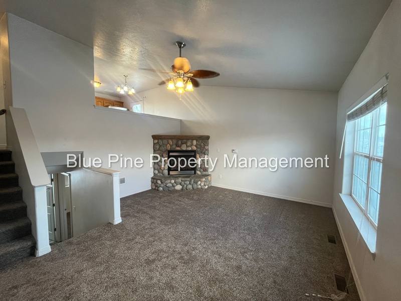House for rent at 283 Kimberly Dr, Idaho Falls, ID 83401