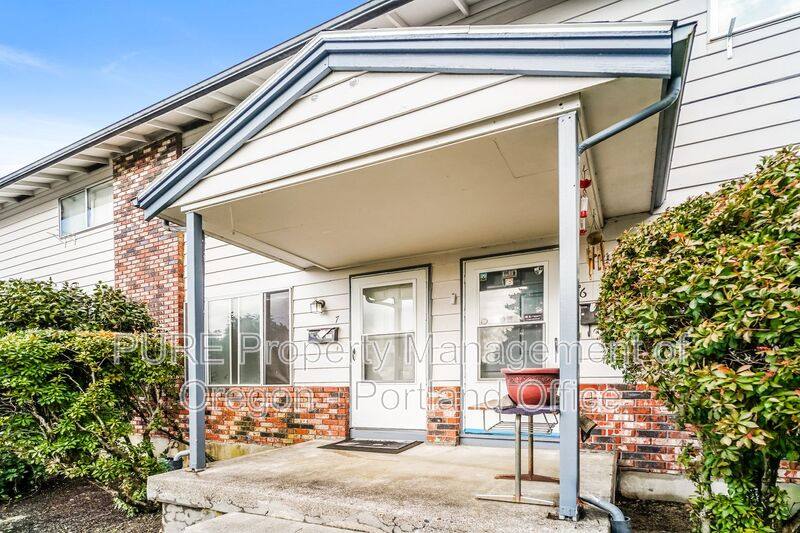 Townhouse for rent at 3510 SE Sherry Lane #5, Portland, OR 97222