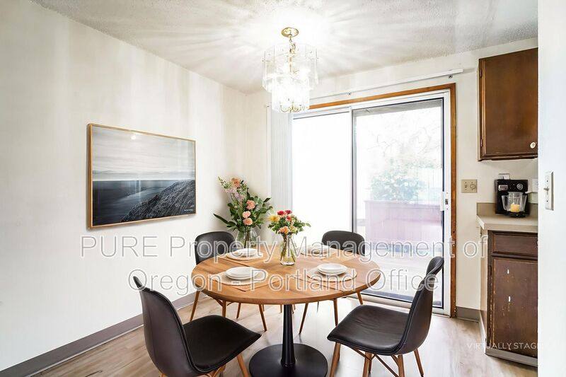 Townhouse for rent at 3510 SE Sherry Lane #5, Portland, OR 97222